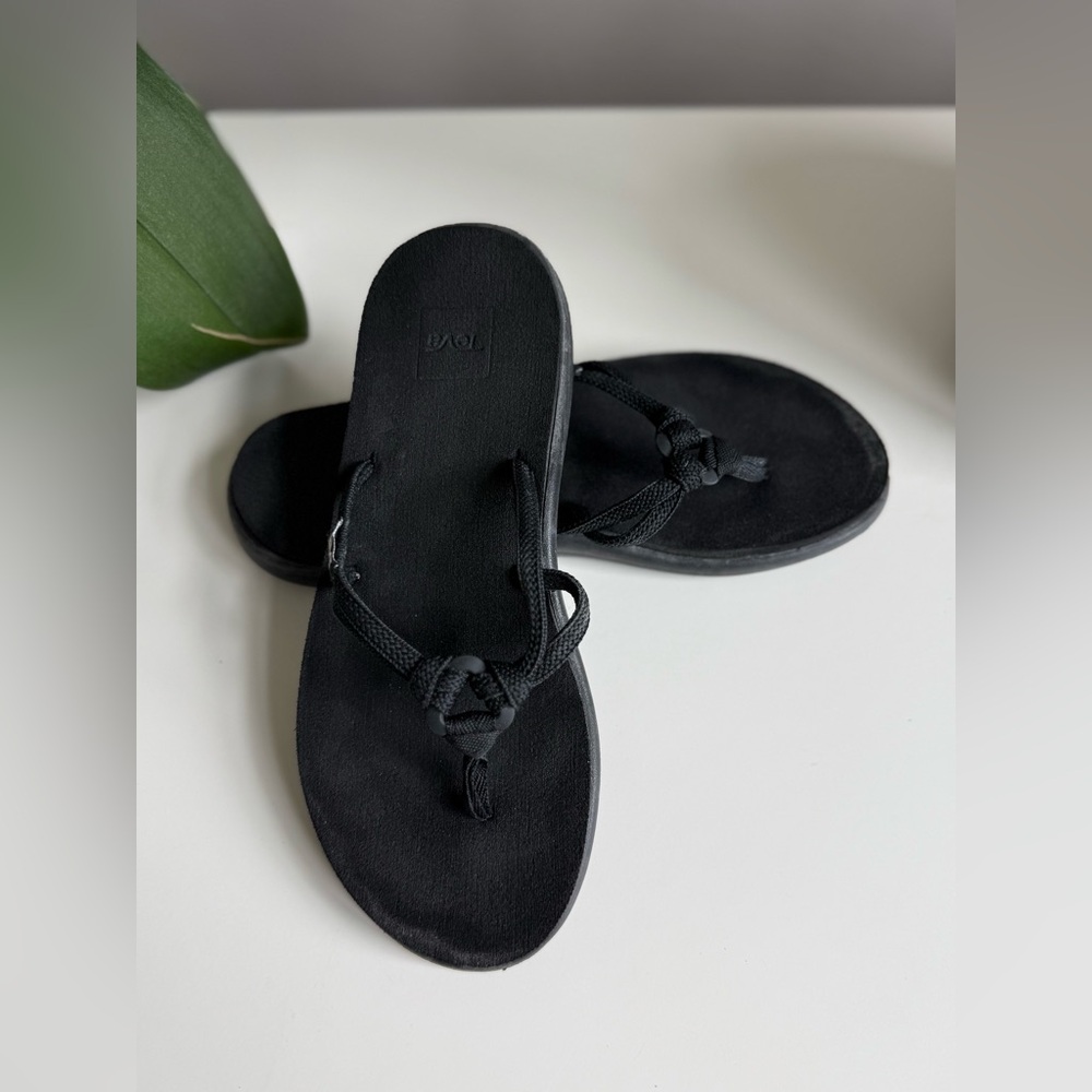 Teva Black Flip-flop Thong with Multi Strap